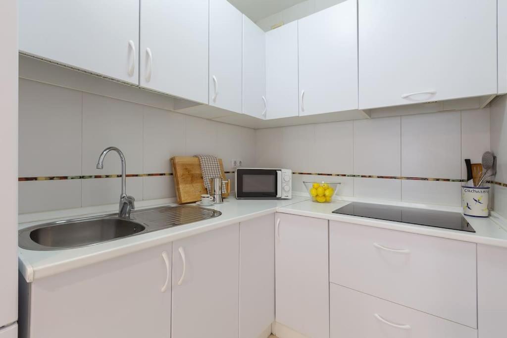 Apartamento Suite Centrico Малага Экстерьер фото